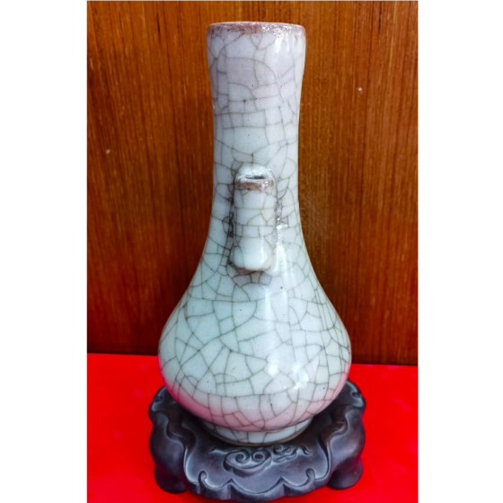 Song Official‑Kiln Moon‑White Gu‑Ear Gall Vase