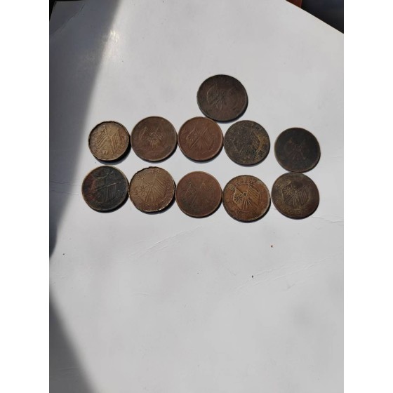 Founding Commemorative Coin (Double Flag 10 Cash)
