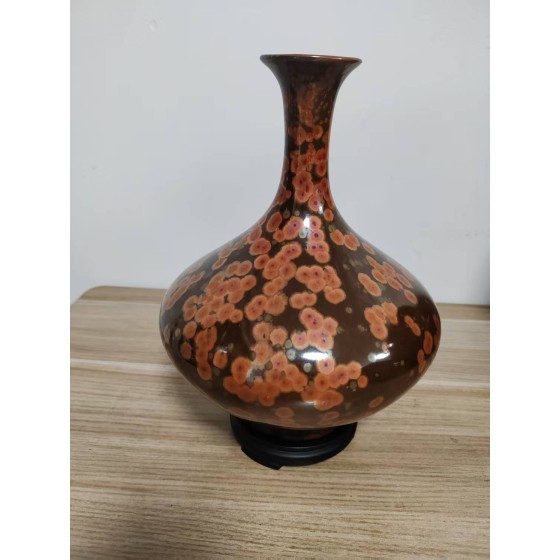Yaobian Tianmu Porcelain Vase with Iron-Red Golden Ring Crystal Glaze
