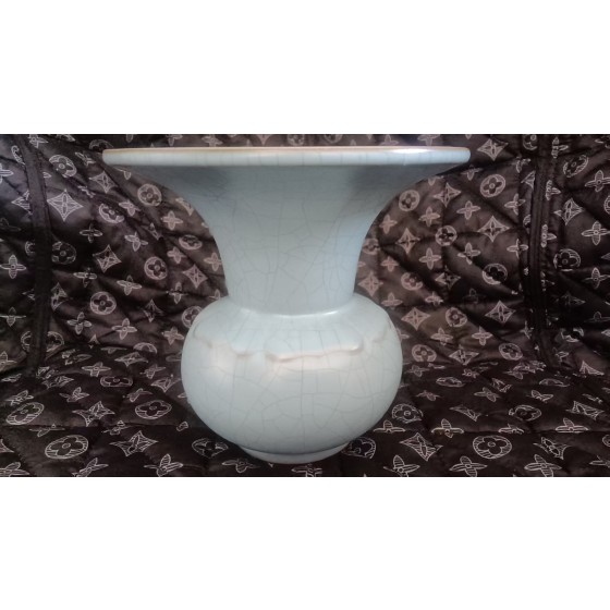 Ru Kiln Celadon Glaze Gu Vase