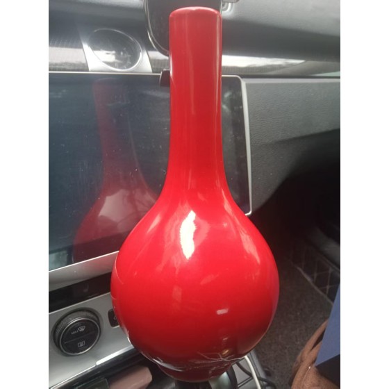 Red Glazed Long-necked Gallbladder Vase
