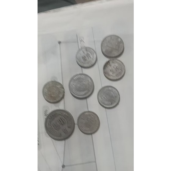 Small‑Denomination Coin & Banknote Collection Set