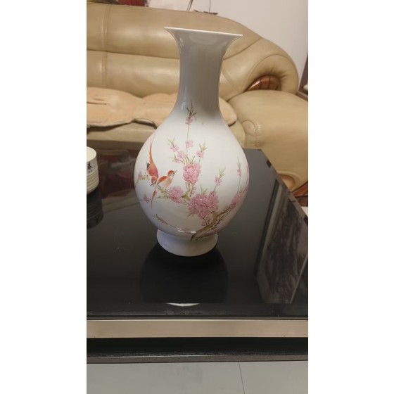 7501 Chairman Mao Porcelain・Famille Rose Yuhuchun Vase with Magpie‑on‑Plum Pattern