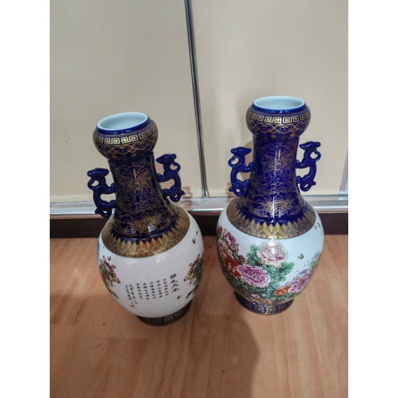 Pair of Zhang Songmao's 'National Beauty and Heavenly Fragrance' Famille Rose Vases