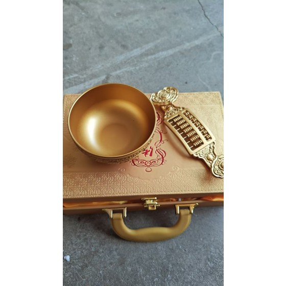 Gilded Copper Ornament Set of Ruyi Abacus and Golden Bowl