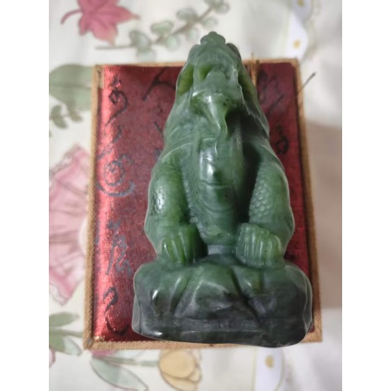 Jasper Treasure Seal with Divine Beast Knob Carved from jasper with delicate divine beast knob and regular square se