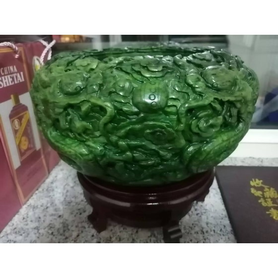 Nine Dragons Treasure Pot