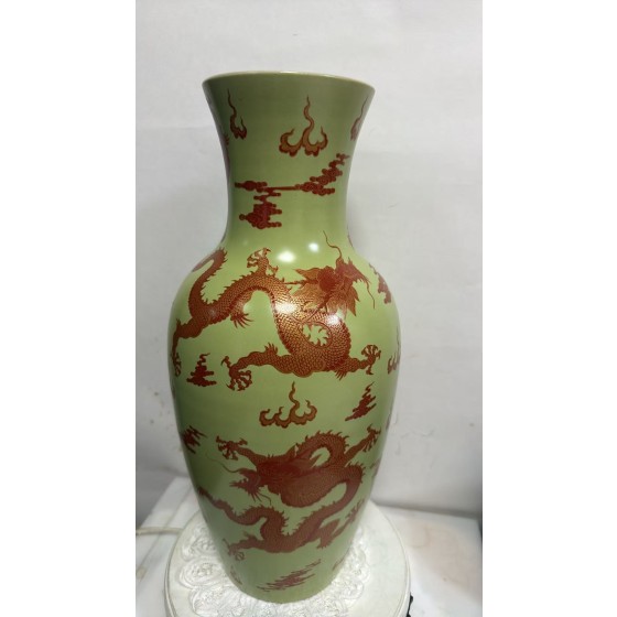 Apple-Green Glaze Vase with Five Dragons and Clouds in Iron-Red and Gilding