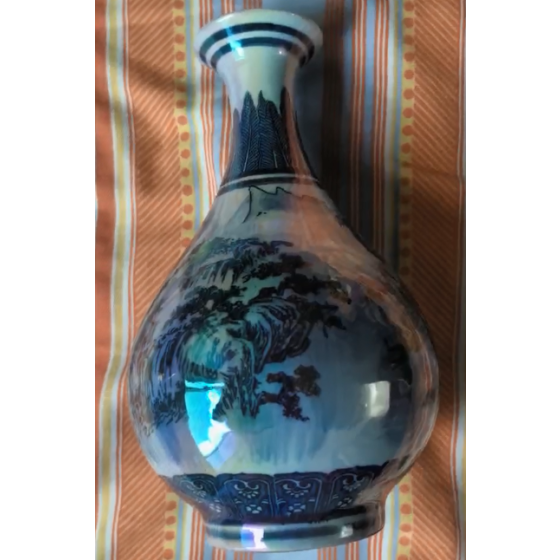Blue-and-White Long-neck Gallbladder Vase with Landscape Motifs