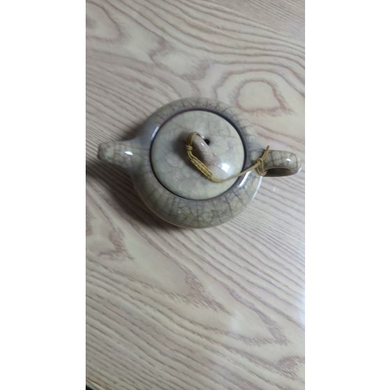 Ge Glaze Crackle Porcelain Teapot